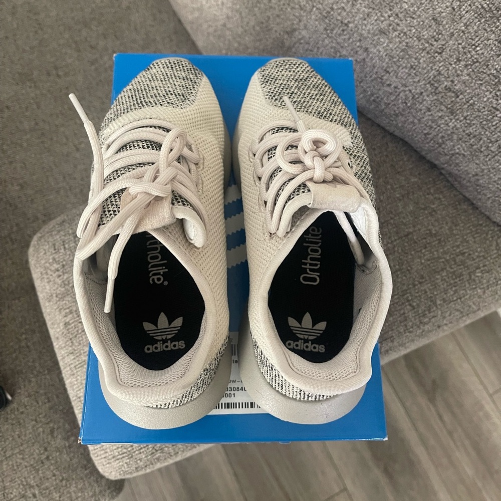 Adidas Tubular Shadow - Picture 2 of 4